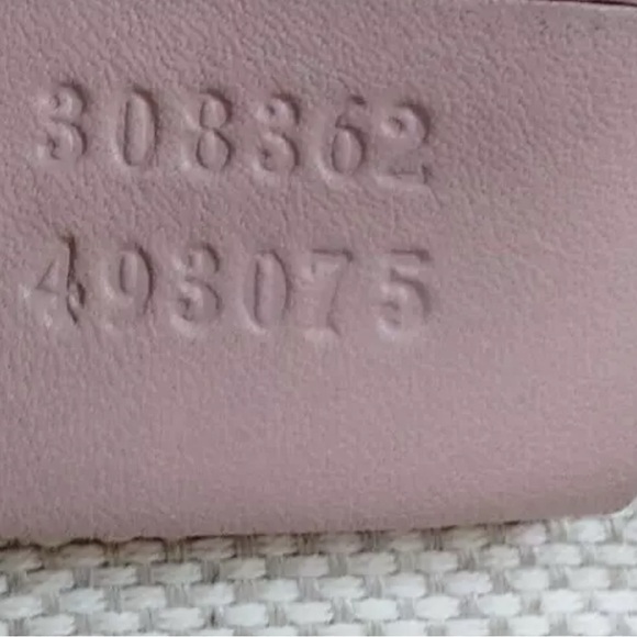 Gucci GG Logo Soho top handle purse. Great condition. Minimal signs of wear - Picture 8 of 13